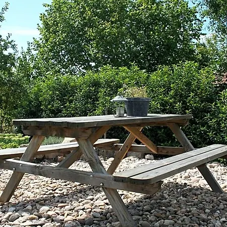 Notre Cachette Bed & Breakfast Biffontaine